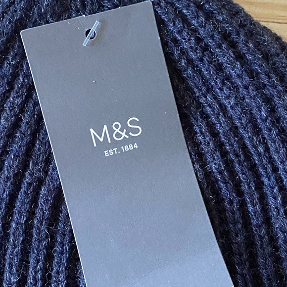 Marks & Spencer acrylic navy blue hat. One size. NWT. - Picture 2 of 7